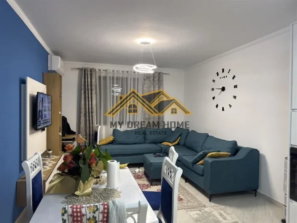 Durres, shitet apartament 3+1+Ballkon , 120 m² 135.000 € (shkozet)