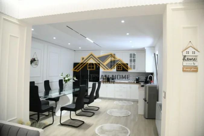 Durres, shitet apartament 2+1 , 500 m² 275.000 € (ish keneta)