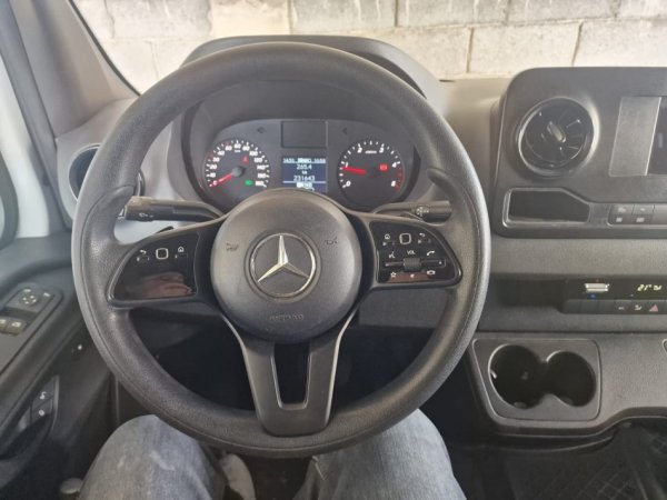 Shitet, Mercedes-Benz, Sprinter 316 CDI, 22.000 €