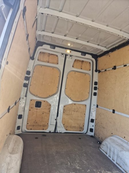 Shitet, Mercedes-Benz, Sprinter 316 CDI, 22.000 €