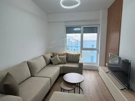 Tirane, jepet me qera apartament 1+1 Kati 2, 60 m² 400 € (Fresk)