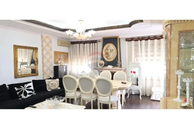 Tirane, jap me qera apartament 3+1 Kati 6, 110 m² 1.000 € 