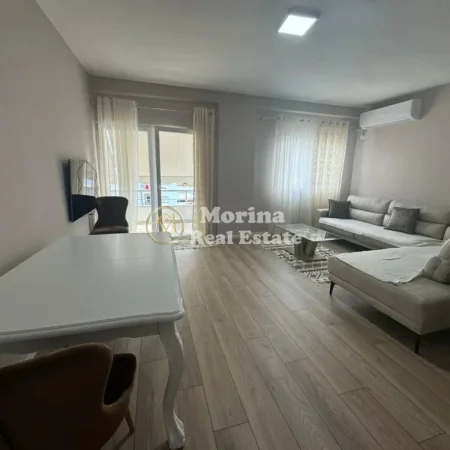 Tirane, jepet me qera apartament 2+1 Kati 4, 100 m² 480 € (Fresku)