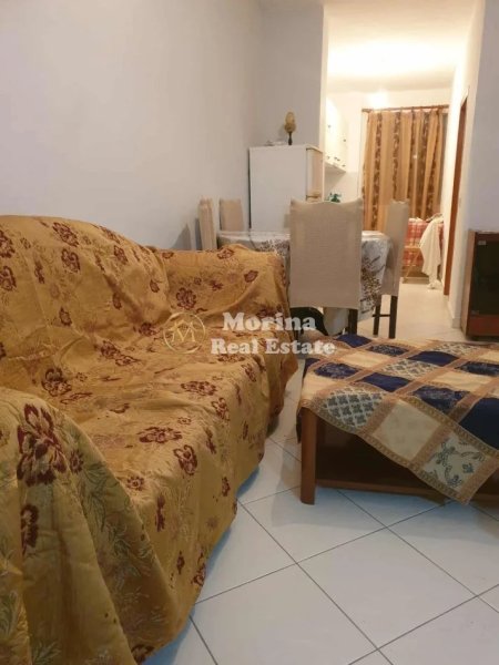 Tirane, jepet me qera apartament 2+1 Kati 5, 85 m² 400 € (Fresku)