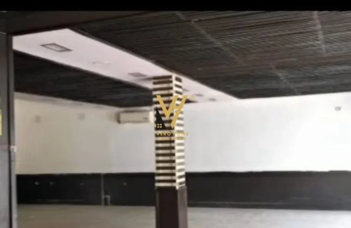 Tirane, shitet magazine Kati 0, 148 m² 260.000 € (ALI DEMI)