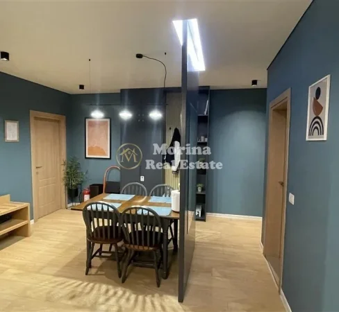 Tirane, jepet me qera apartament 2+1 Kati 1, 75 m² 1.600 € (Myslym Shyri)