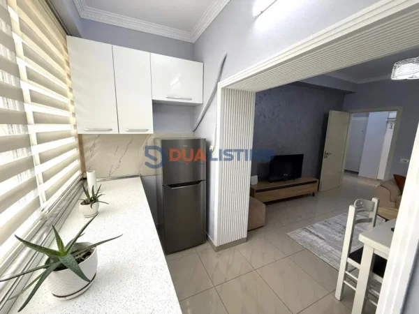 Tirane, jepet me qera apartament 1+1+Aneks+Ballkon Kati 2, 80 m² 550 € (Bar Oslo – Rruga Bardhyl)
