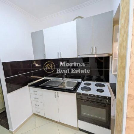 Tirane, jepet me qera garsonier Kati 4, 40 m² 500 € (Rruga e Kavajes)