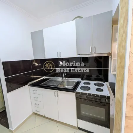 Tirane, jepet me qera garsonier Kati 4, 40 m² 500 € (Rruga e Kavajes)