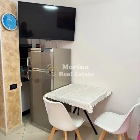 Tirane, jepet me qera garsonier Kati 4, 40 m² 500 € (Rruga e Kavajes)