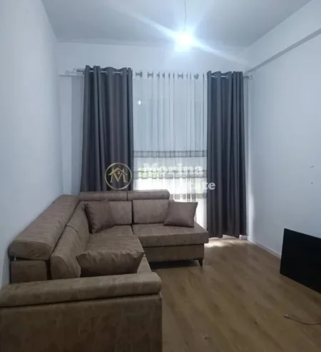 Tirane, jepet me qera apartament 1+1 Kati 2, 54 m² 450 € (Fresku)