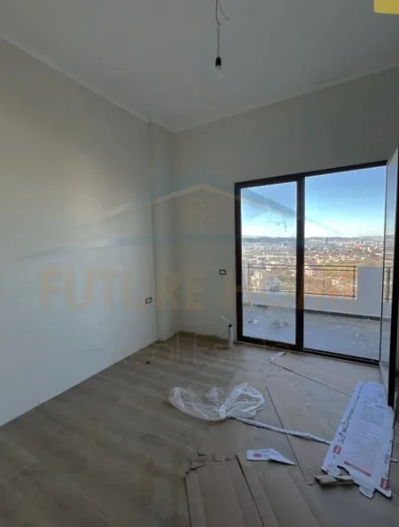Tirane, shitet apartament 2+1+Ballkon Kati 1, 111 m² 139.250 € (Fresku, Tiranë)