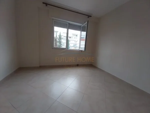 Tirane, jepet me qera apartament 2+1 Kati 4, 76 m² 400 € (don bosko)