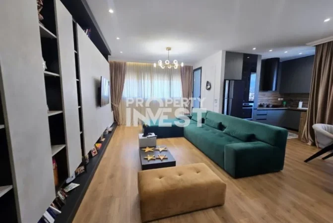 Tirane, shitet 2+1 Kati 5, 138 m² 300.000 € (Pediatria)