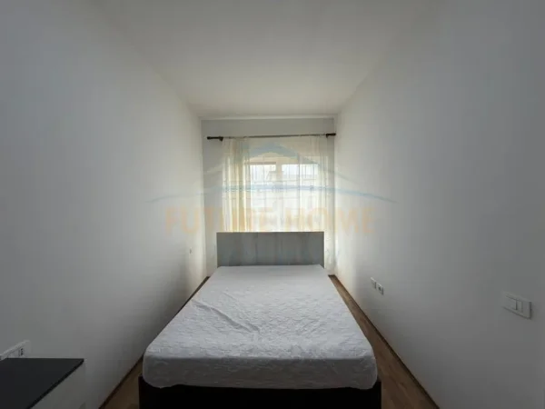 Tirane, jepet me qera apartament 1+1 , 49 m² 400 € (Kompleksi Mangalem 21, Tiranë.)
