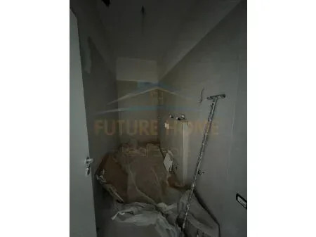 Tirane, shitet apartament 2+1 Kati 1, 106 m² 132.500 € (Rruga e Dajtit)