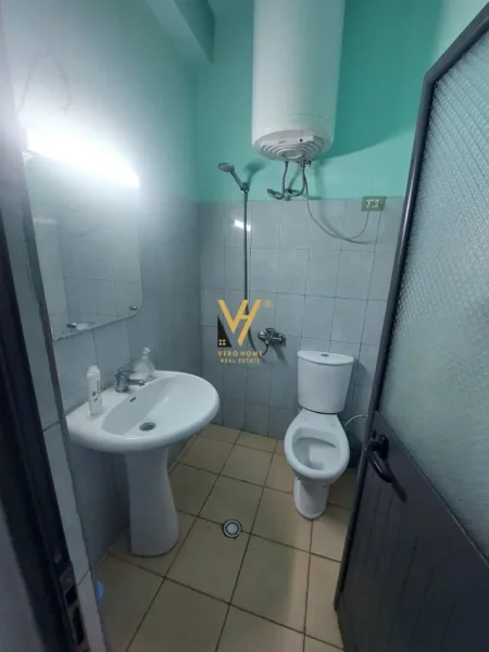 Lezhe, shitet ambjent biznesi Kati 0, 9.220 m² 1.300.000 € (MILOT)