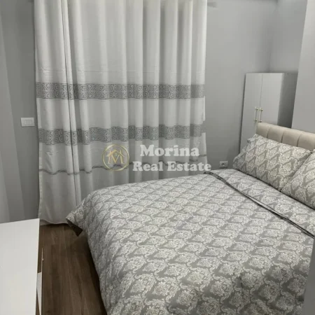 Tirane, jepet me qera apartament 2+1 Kati 3, 90 m² 900 € (Pazari Ri)