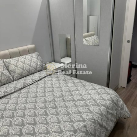 Tirane, jepet me qera apartament 2+1 Kati 3, 90 m² 900 € (Pazari Ri)