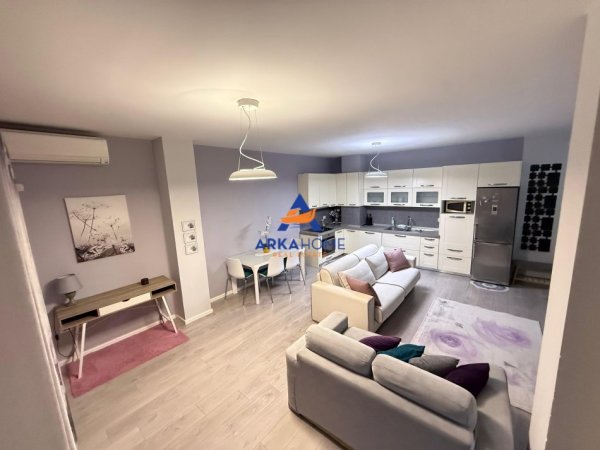 Tirane, jepet me qera apartament 1+1+Ballkon Kati 1, 79 m² 600 € 