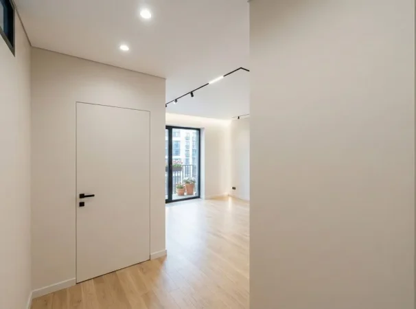 Tirane, jepet me qera zyre Kati 5, 83 m² 1.500 € (LIQENI THATE)