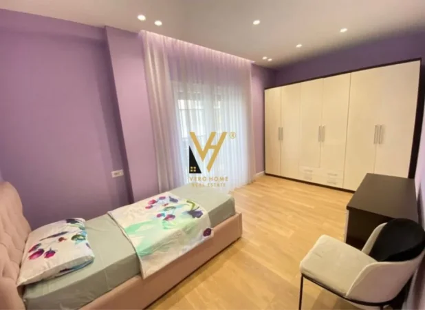 Tirane, jepet me qera apartament 2+1+Ballkon Kati 1, 100 m² 800 € (RRUGA E DIBRES)