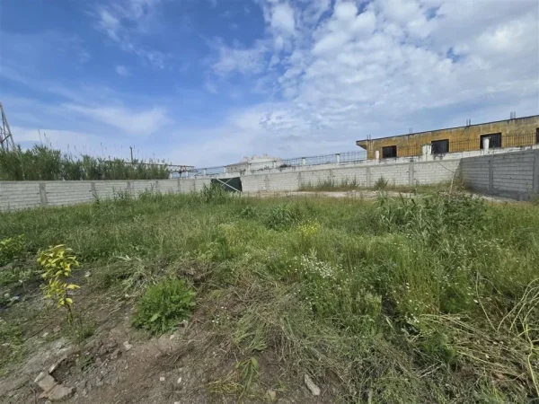 Durres, shitet truall , 3.000 m² (DURRES)