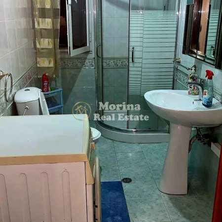 Tirane, jepet me qera shtepi Kati 5, 60 m² 450 € (Ish Parku Autobusave)