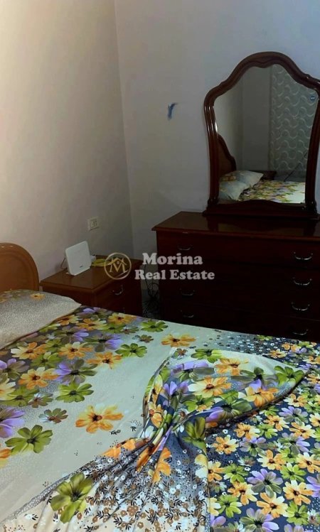 Tirane, jepet me qera shtepi Kati 5, 60 m² 450 € (Ish Parku Autobusave)