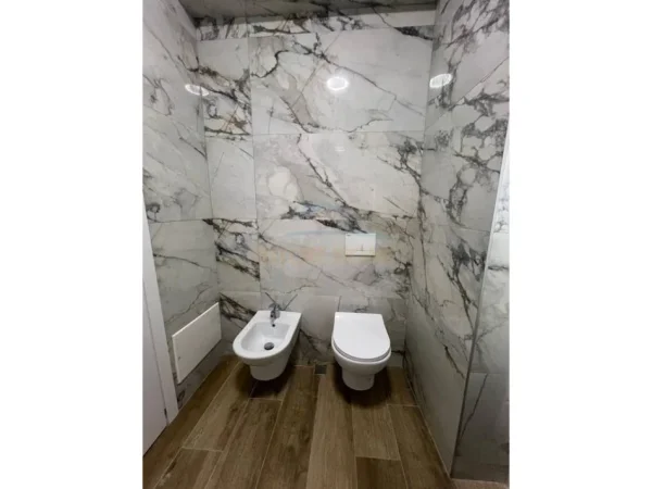 Qera, Apartament 2+1+POST PARKIMI, Unaza e Re, Tiranë