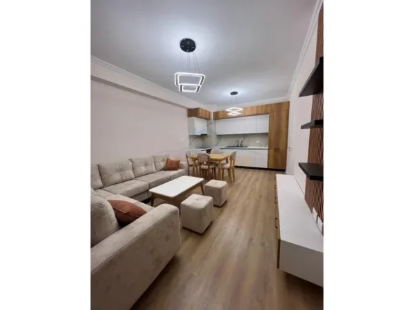 Qera, Apartament 2+1+POST PARKIMI, Unaza e Re, Tiranë