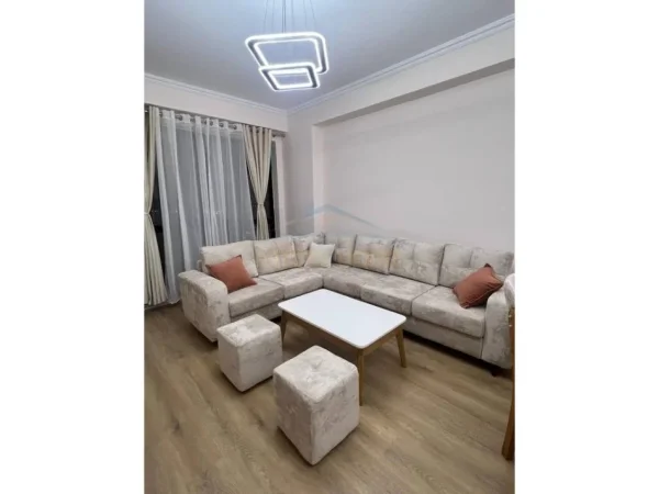 Qera, Apartament 2+1+POST PARKIMI, Unaza e Re, Tiranë