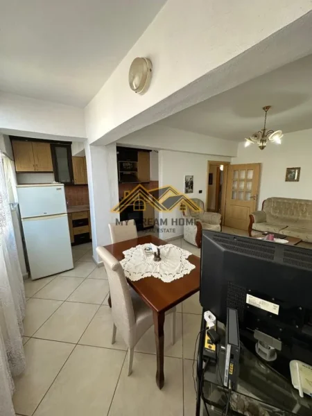 Durres, shitet apartament 2+1 , 85 m² 145.000 € (rruga e re portit)