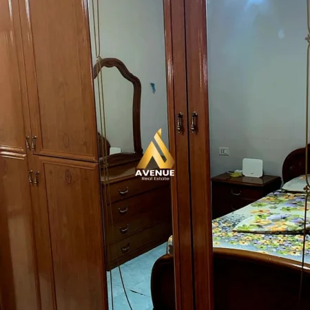 Tirane, jepet me qera apartament 1+1 Kati 5, 60 m² 450 € 