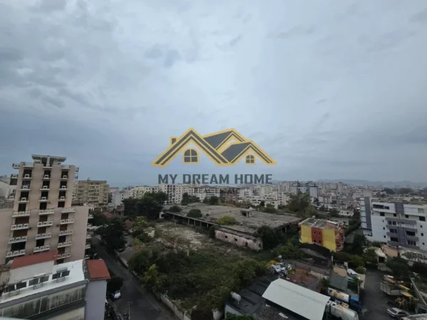 Durres, shitet apartament 3+1 , 287 m² 265.000 € (plazh)