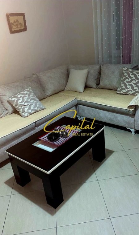 Tirane, jepet me qera apartament 1+1 Kati 5, 60 m² 450 € (ISH PARKU)