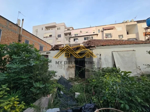 Durres, shitet apartament 1+1 , 300 m² 165.000 € (durres)