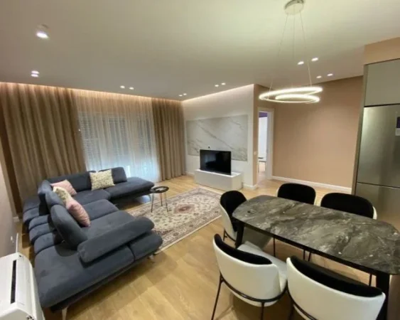 Tirane, jepet me qera apartament 2+1+Aneks+Ballkon Kati 1, 100 m² 800 € (siri kodra)