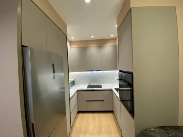 Tirane, jepet me qera apartament 2+1+Aneks+Ballkon Kati 1, 100 m² 800 € (bulevardi i ri , bulevardi zogu i pare)