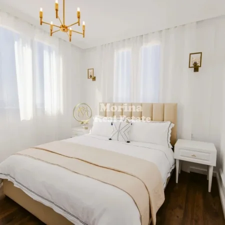 Tirane, jepet me qera apartament 1+1+Ballkon Kati 9, 70 m² 600 € (Astir)