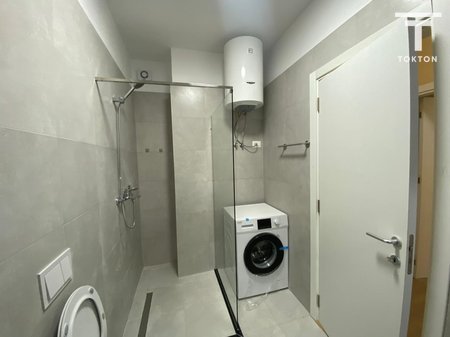 Tirane, jepet me qera apartament 2+1 Kati 1, 128 m² 1.300 € 