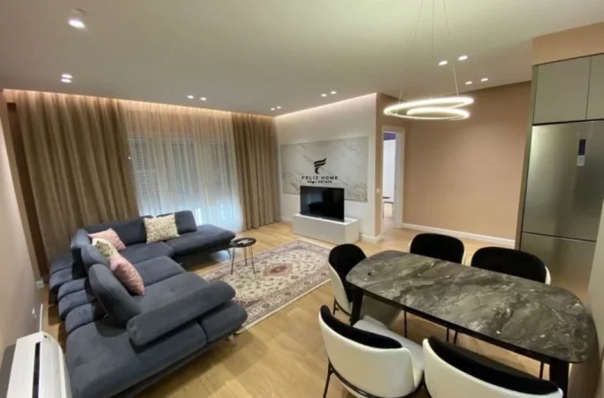 Tirane, jepet me qera apartament 2+1 Kati 1, 100 m² 800 € (RRUGA E DIBRES)