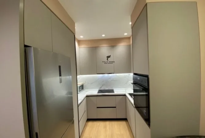 Tirane, jepet me qera apartament 2+1 Kati 1, 100 m² 800 € (RRUGA E DIBRES)