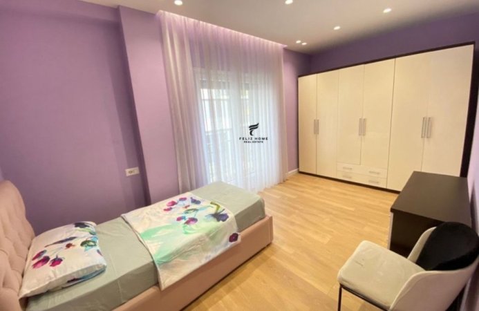 Tirane, jepet me qera apartament 2+1 Kati 1, 100 m² 800 € (RRUGA E DIBRES)