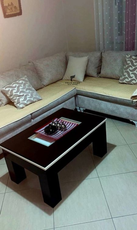 Tirane, jepet me qera apartament 1+1 Kati 5, 60 m² 450 € (ISH PARKU)