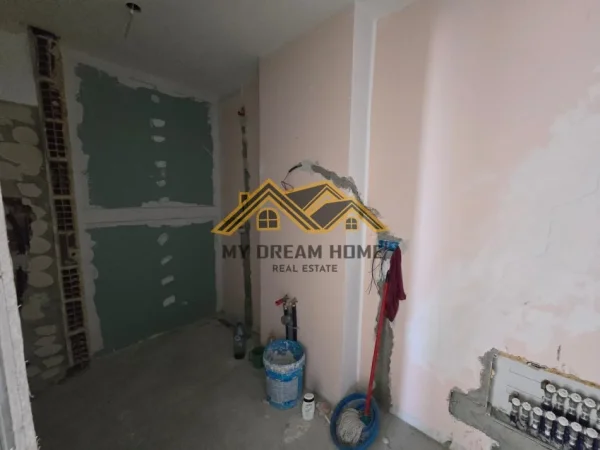 Durres, shitet apartament 2+1+Aneks+Ballkon , 127 m² 180.000 € (qender)