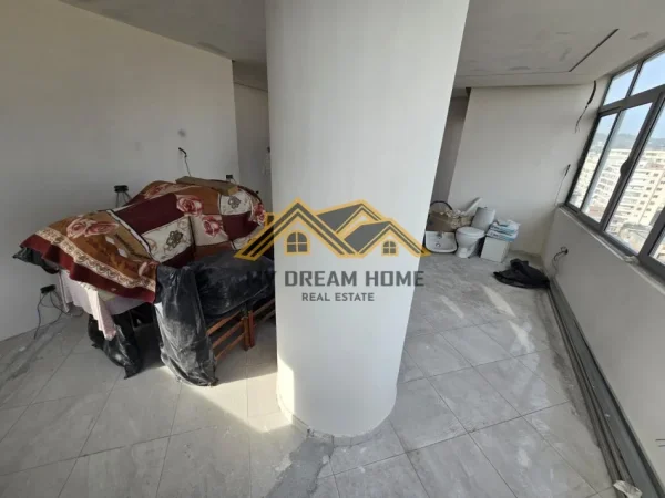 Durres, shitet apartament 2+1+Aneks+Ballkon , 127 m² 180.000 € (qender)