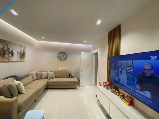 Tirane, shitet apartament 1+1+Ballkon Kati 4, 51 m² 135.000 € (Vasil Shanto)