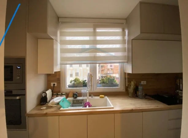 Tirane, shitet apartament 1+1+Ballkon Kati 4, 51 m² 135.000 € (Vasil Shanto)