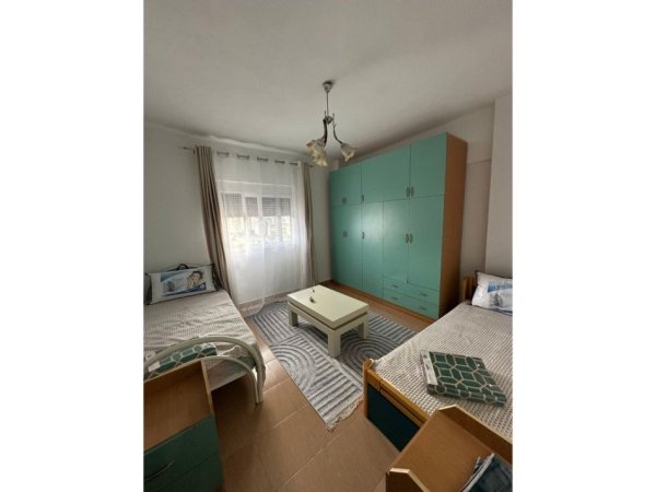 Tirane, jepet me qera apartament 2+1 Kati 9, 89 m² 520 € (Prane Xhamise ne Don Bosko)